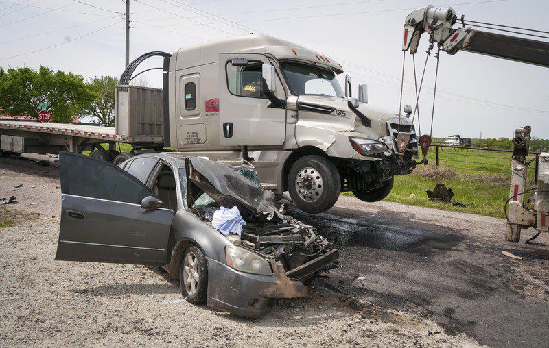 Konawa Woman and Toddler Killed in Crash with Semi Truck – Wandres Law