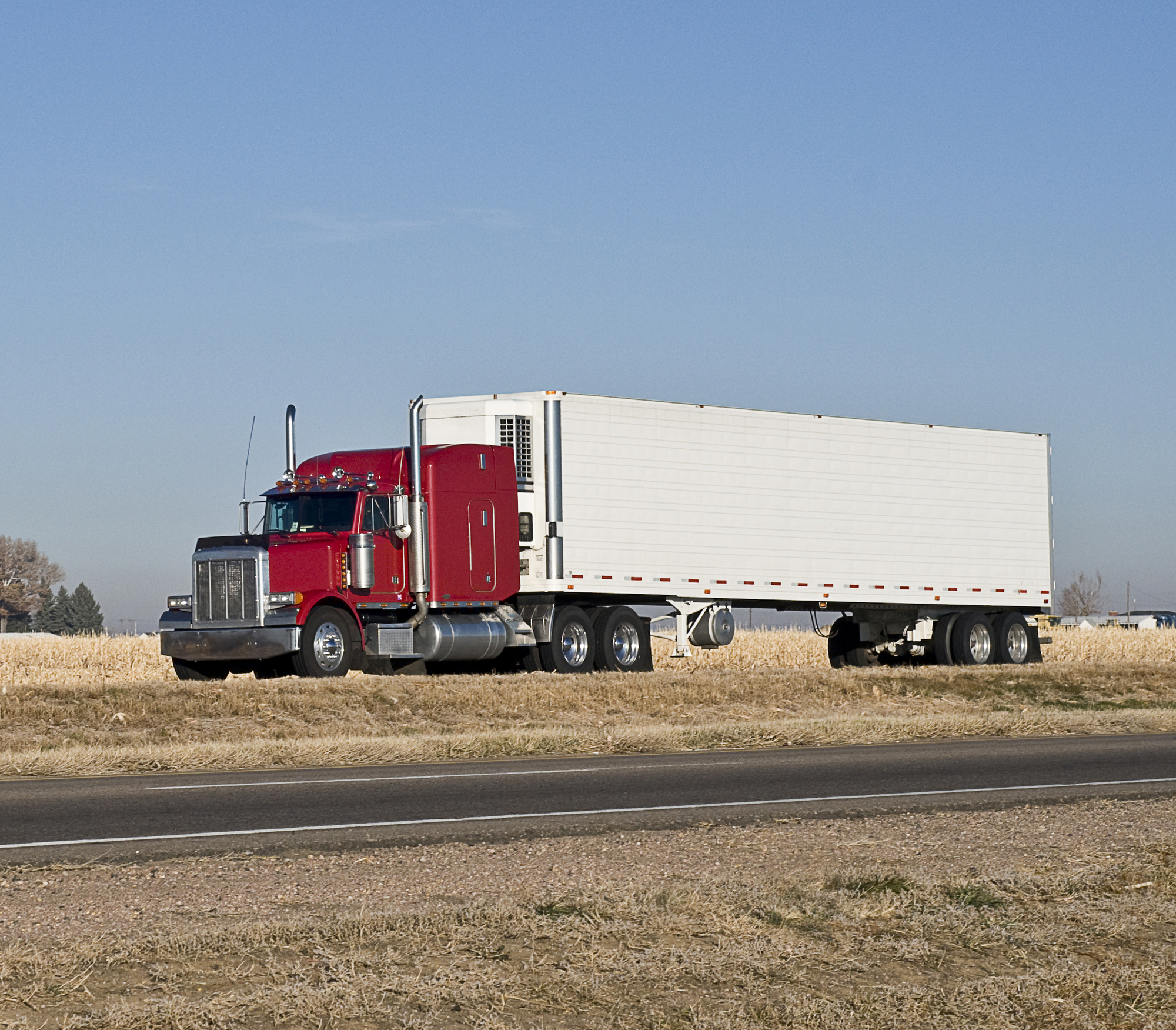 Truck Accident Attorney Tulsa, OK - Semi-truck pulling a refrigerated trailer.